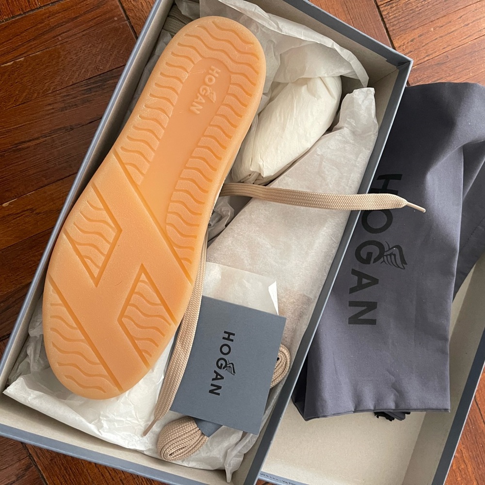 Hogan Beige Leather Sneakers with Gum-Color Sole